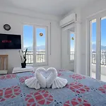 Romantic Penthouse With Mountains View 公寓 *