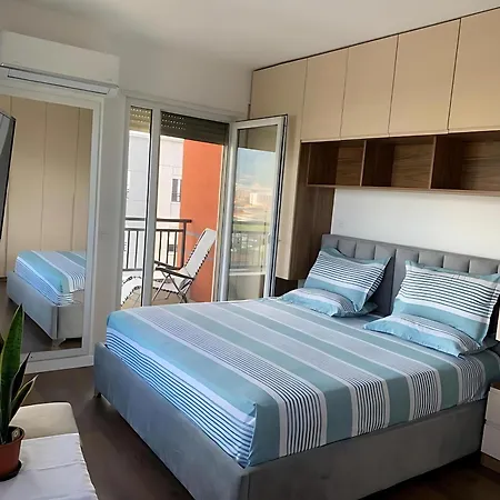 Romantic Penthouse With Mountains View 公寓 Kashari