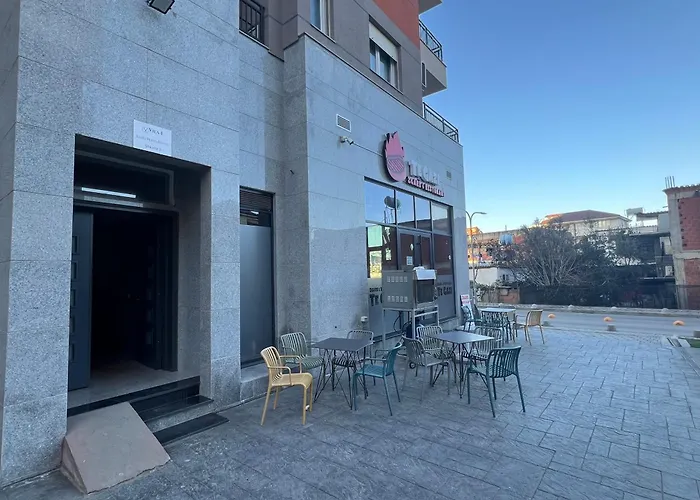 公寓 Romantic Penthouse With Mountains View