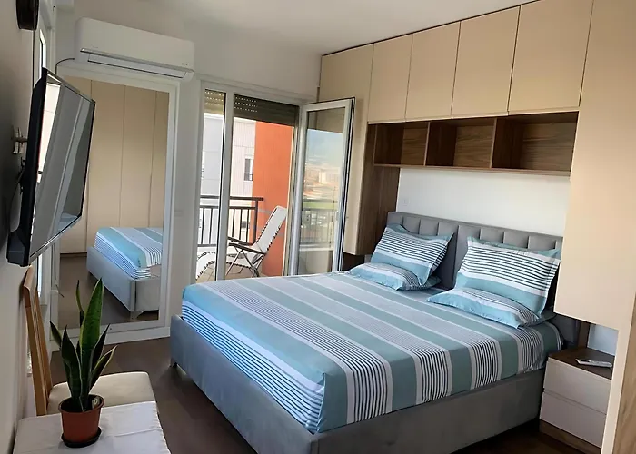 Romantic Penthouse With Mountains View 公寓 Kashari